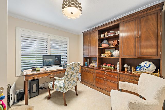 28 Marlwood Lane, Palm Beach Gardens, FL 33418