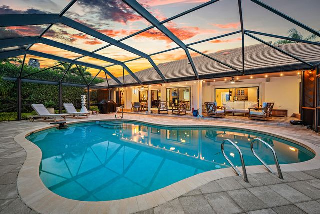 28 Marlwood Lane, Palm Beach Gardens, FL 33418