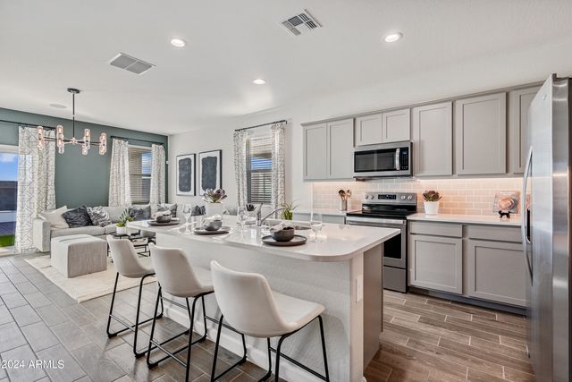 23975 W YAVAPAI Street, Buckeye, AZ 85326