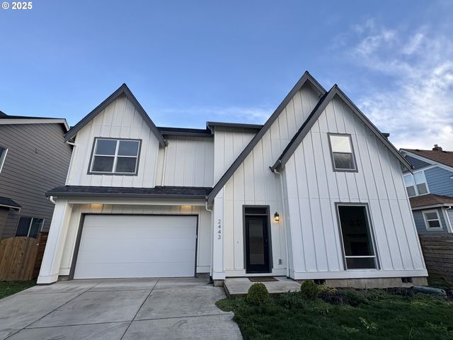 2443 26TH Ave, Forest Grove, OR 97116