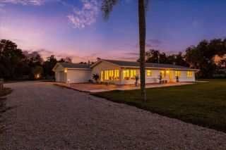5640 HOWARD CREEK ROAD, Sarasota, FL 34241