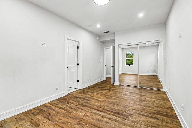 3804 W Ohio Street, Chicago, IL 60624