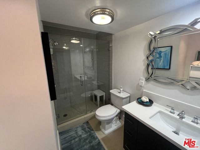 723 Palisades Beach Road 211, Santa Monica, CA 90402