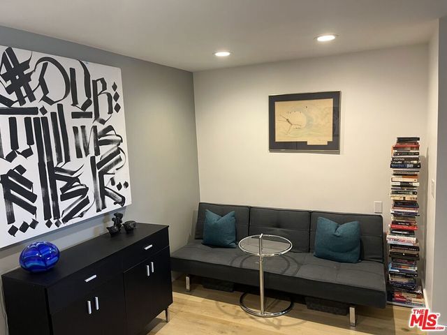 723 Palisades Beach Road 211, Santa Monica, CA 90402