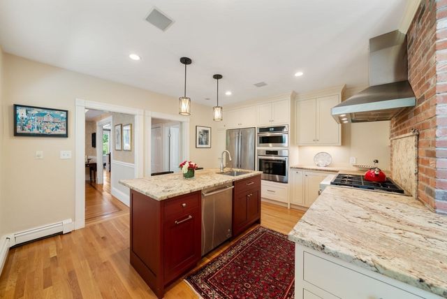 51 Chestnut Street, Boston, MA 02129