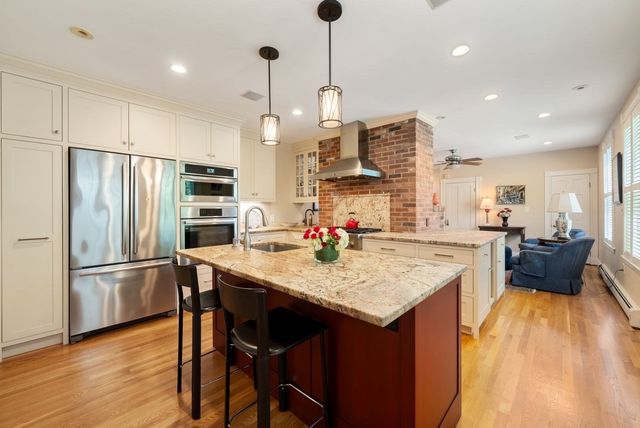 51 Chestnut Street, Boston, MA 02129