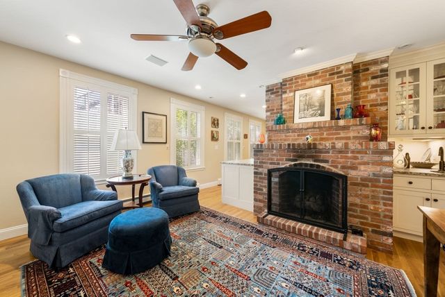 51 Chestnut Street, Boston, MA 02129