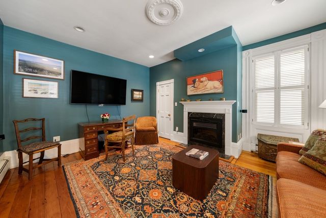 51 Chestnut Street, Boston, MA 02129