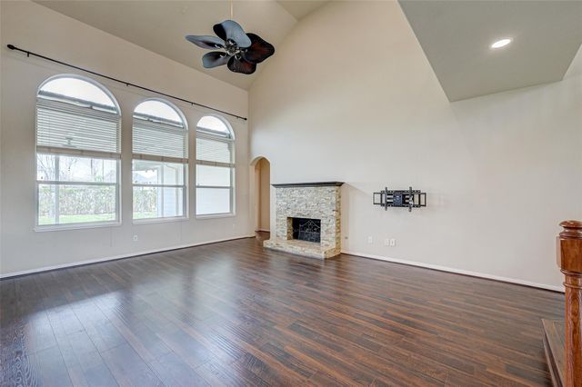 11205 Sunlit Bay Drive, Pearland, TX 77584