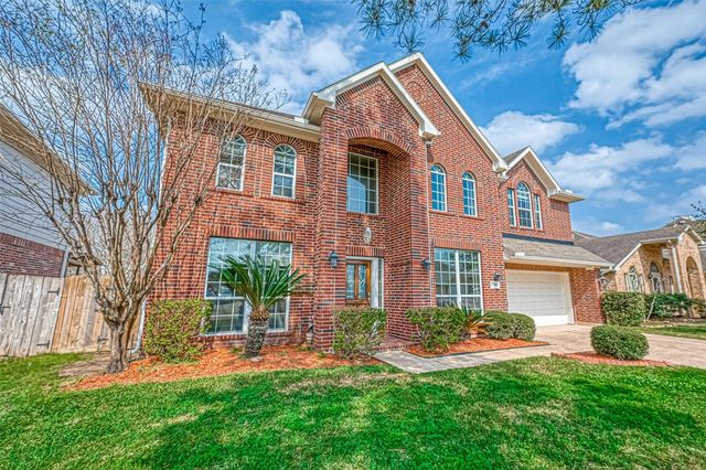 11205 Sunlit Bay Drive, Pearland, TX 77584