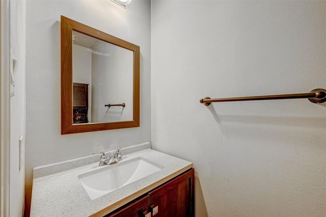 11205 Sunlit Bay Drive, Pearland, TX 77584