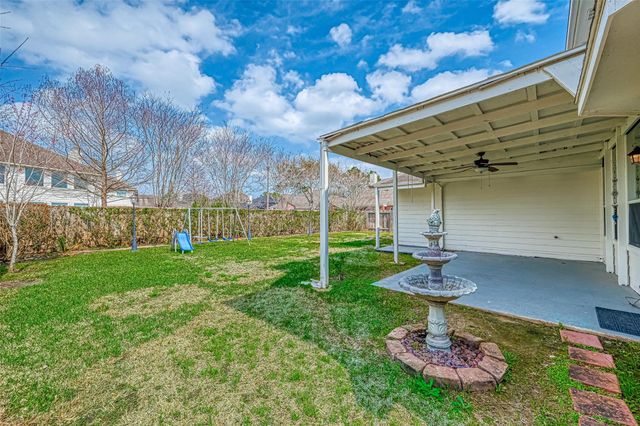 11205 Sunlit Bay Drive, Pearland, TX 77584