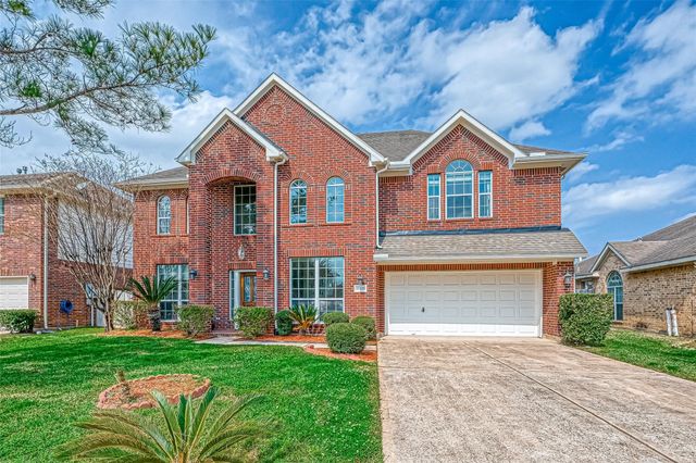 11205 Sunlit Bay Drive, Pearland, TX 77584