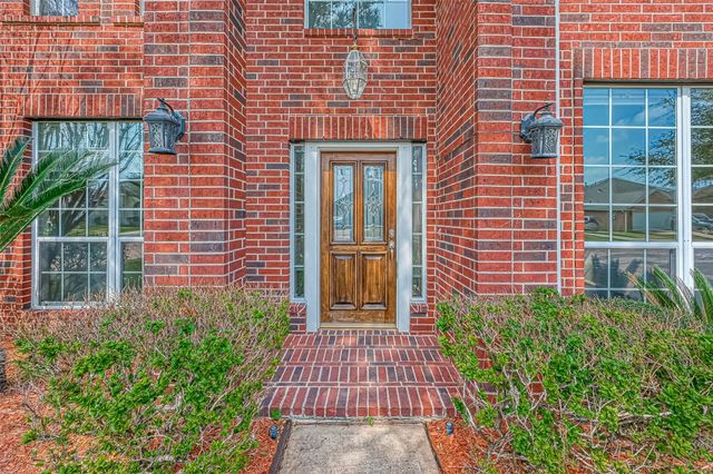 11205 Sunlit Bay Drive, Pearland, TX 77584