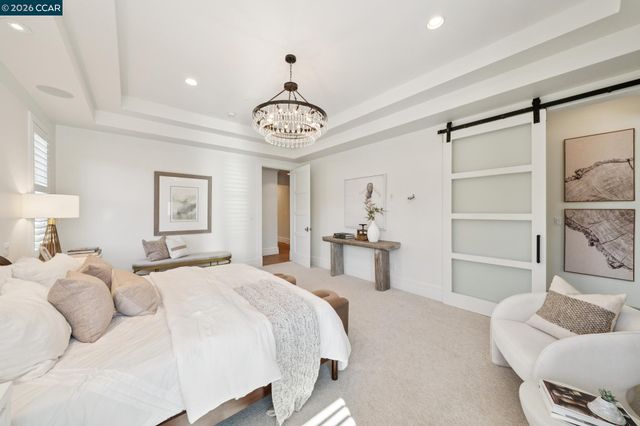 120 Arbor View Ln, Lafayette, CA 94549