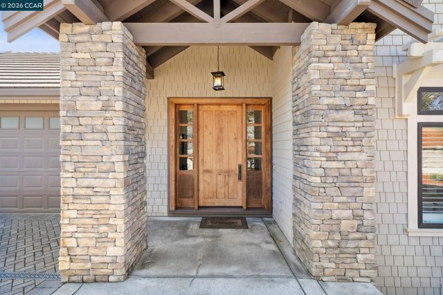 120 Arbor View Ln, Lafayette, CA 94549