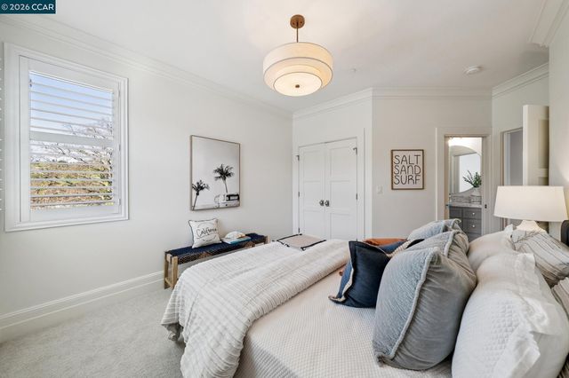 120 Arbor View Ln, Lafayette, CA 94549