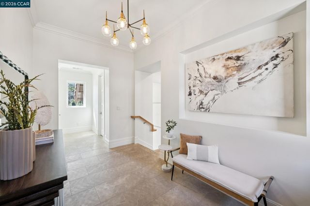 120 Arbor View Ln, Lafayette, CA 94549