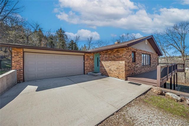 224 W 17th Street, Hermann, MO 65041