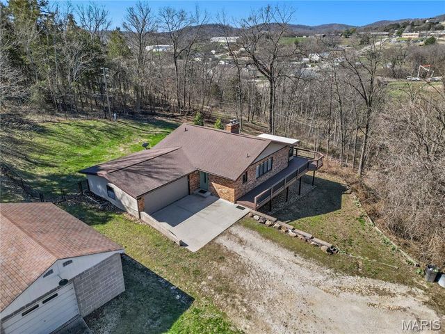 224 W 17th Street, Hermann, MO 65041