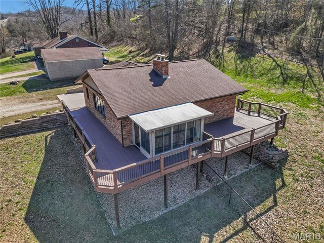 224 W 17th Street, Hermann, MO 65041