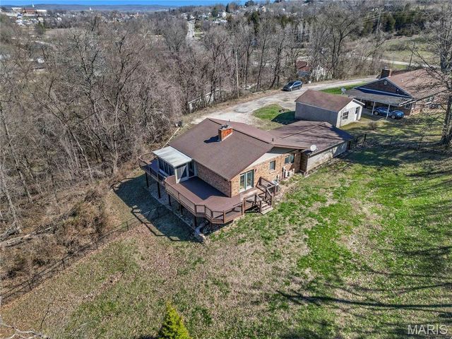 224 W 17th Street, Hermann, MO 65041