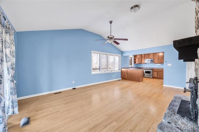 224 W 17th Street, Hermann, MO 65041