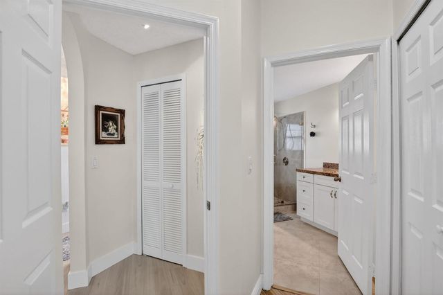 327 SW 191st Terrace, Pembroke Pines, FL 33029