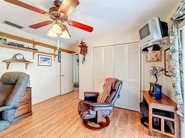 1822 LAUREL OAK DRIVE, Valrico, FL 33596