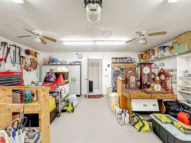 1822 LAUREL OAK DRIVE, Valrico, FL 33596