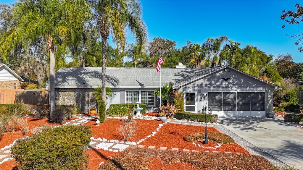 1822 LAUREL OAK DRIVE, Valrico, FL 33596