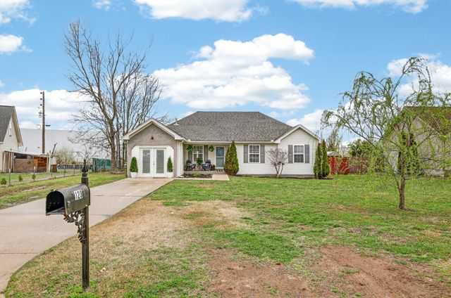 123 Sara Cir, Lebanon, TN 37090