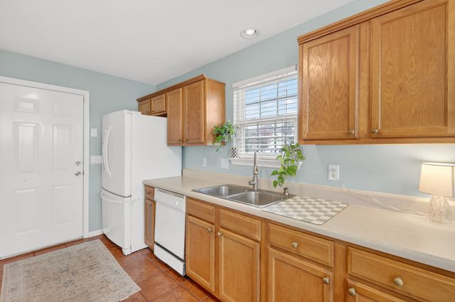 123 Sara Cir, Lebanon, TN 37090