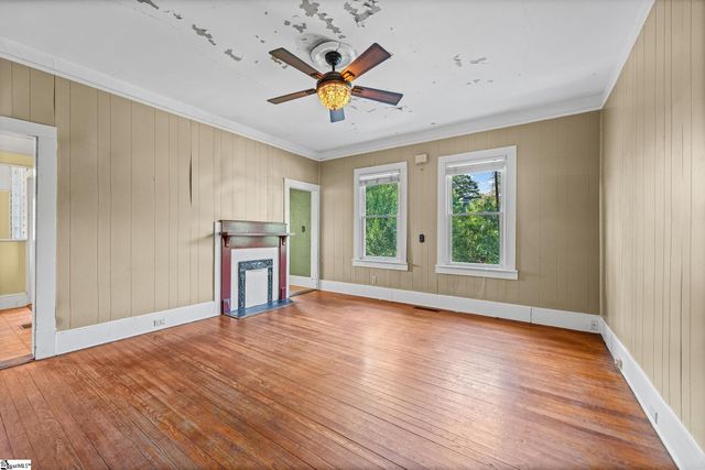 121 Ebaugh Avenue, Greenville, SC 29607