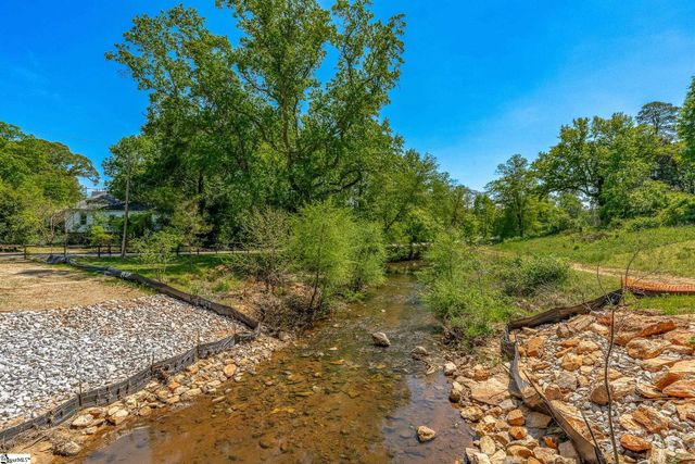 121 Ebaugh Avenue, Greenville, SC 29607