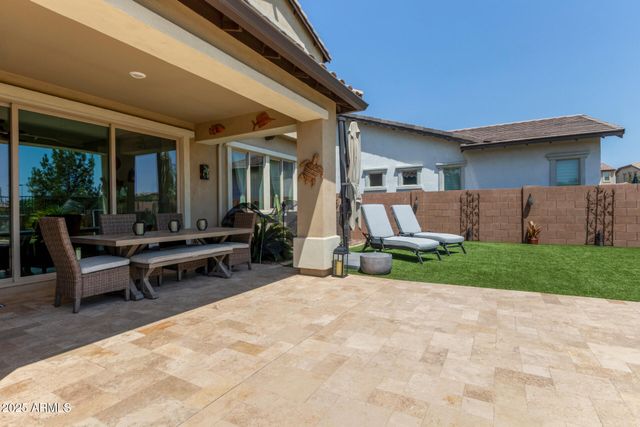 1657 S HENRY Lane, Gilbert, AZ 85295