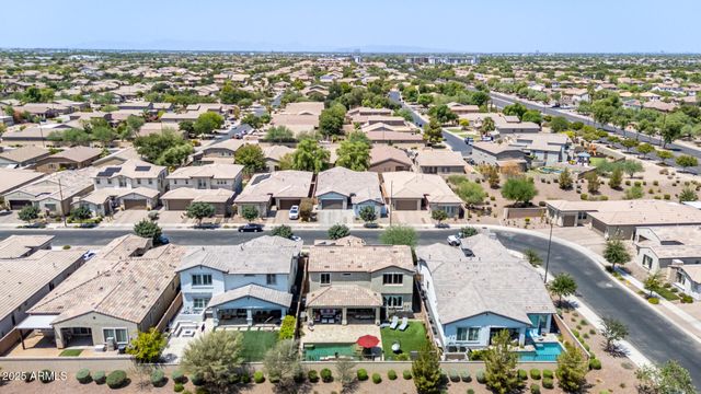 1657 S HENRY Lane, Gilbert, AZ 85295