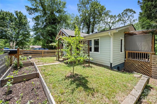 1 Detroit Avenue, Asheville, NC 28806