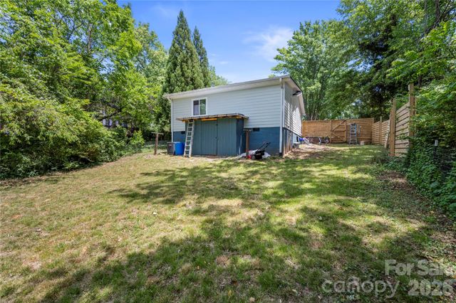 1 Detroit Avenue, Asheville, NC 28806