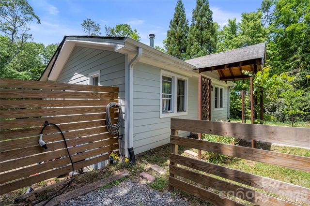 1 Detroit Avenue, Asheville, NC 28806