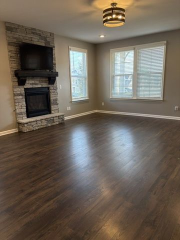 563 Montrose Dr, Mount Juliet, TN 37122