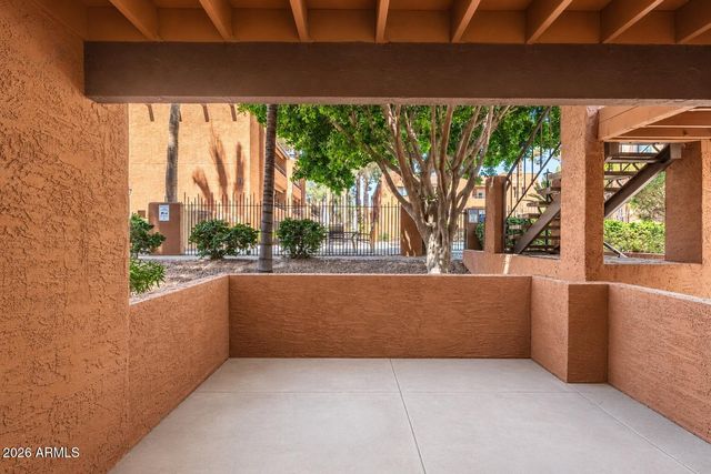 4704 E Paradise Village Parkway 106, Phoenix, AZ 85032