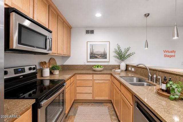 4704 E Paradise Village Parkway 106, Phoenix, AZ 85032