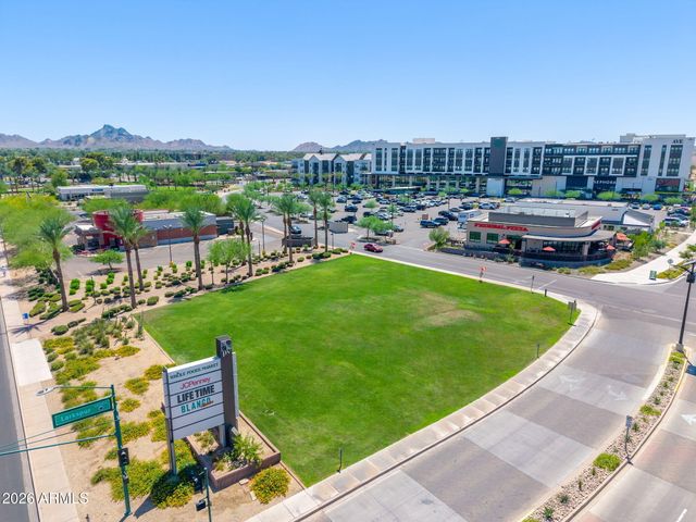 4704 E Paradise Village Parkway 106, Phoenix, AZ 85032