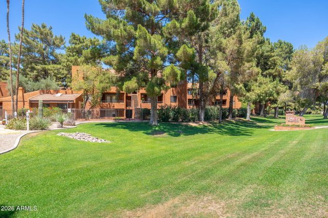 4704 E Paradise Village Parkway 106, Phoenix, AZ 85032