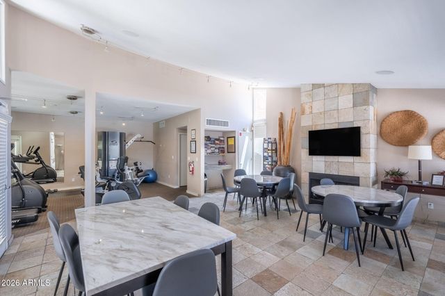 4704 E Paradise Village Parkway 106, Phoenix, AZ 85032