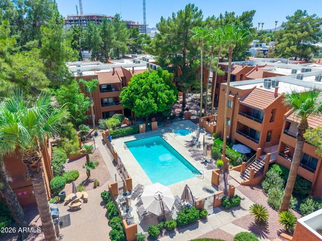 4704 E Paradise Village Parkway 106, Phoenix, AZ 85032