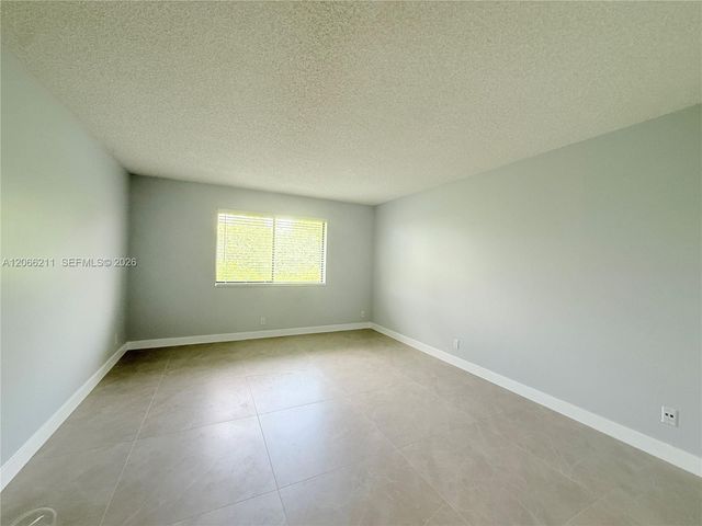 16511 Blatt Boulevard 203, Weston, FL 33326