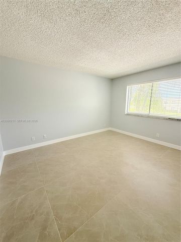 16511 Blatt Boulevard 203, Weston, FL 33326