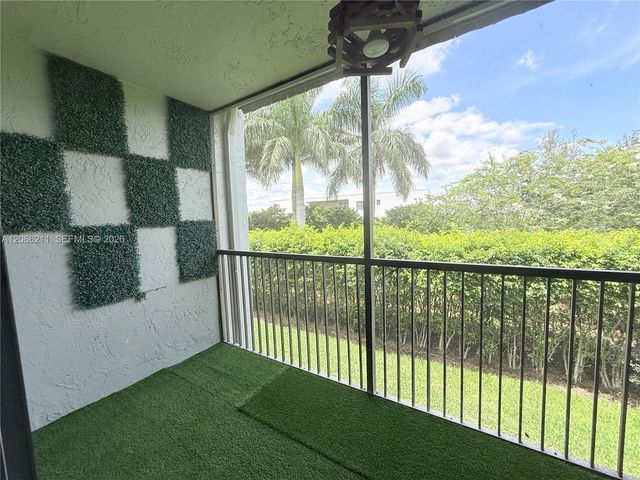 16511 Blatt Boulevard 203, Weston, FL 33326